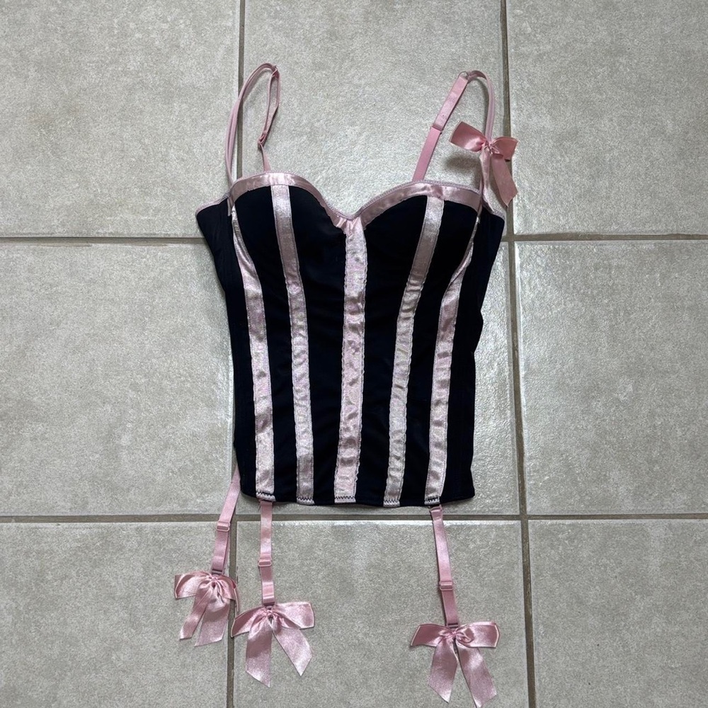 Pink bow corset - Picture 5 of 8